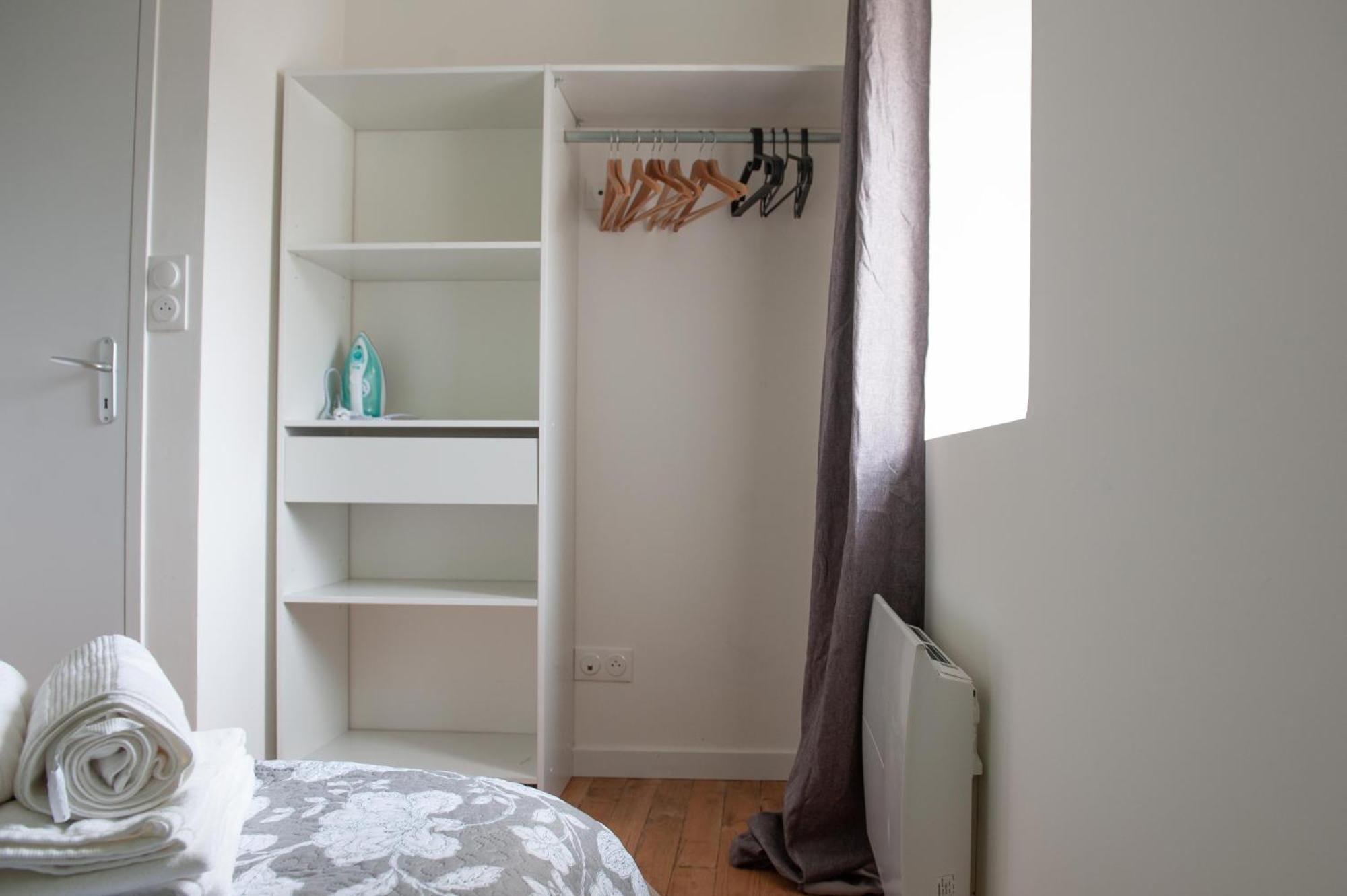 Immeuble De 3 Appartements Avec Cour Interieure Брест Стая снимка