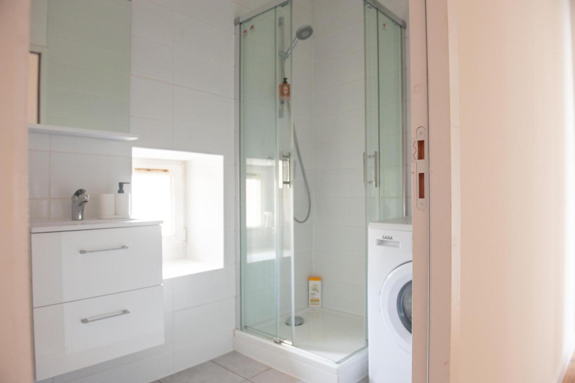 Immeuble De 3 Appartements Avec Cour Interieure Брест Екстериор снимка