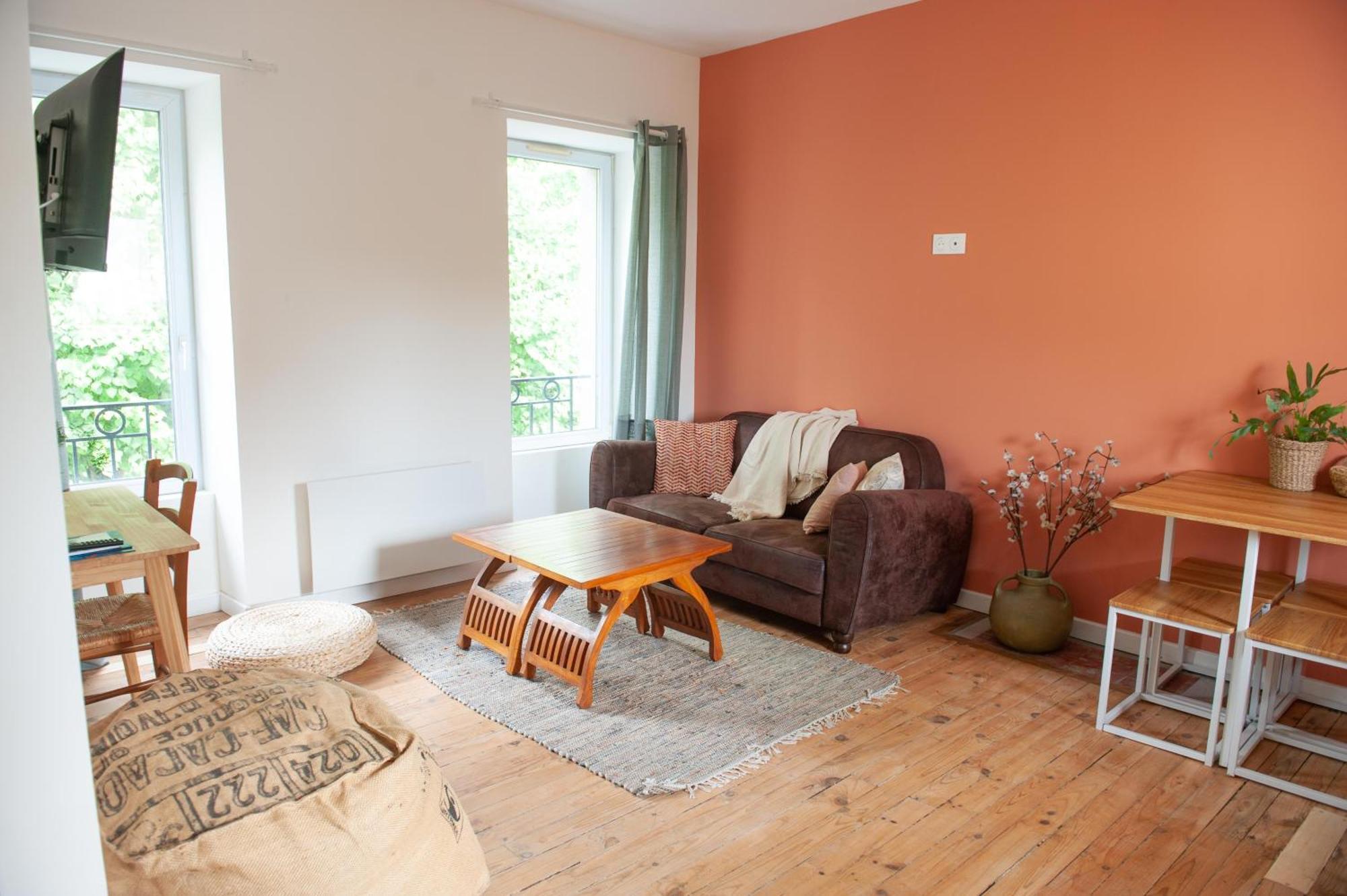 Immeuble De 3 Appartements Avec Cour Interieure Брест Екстериор снимка