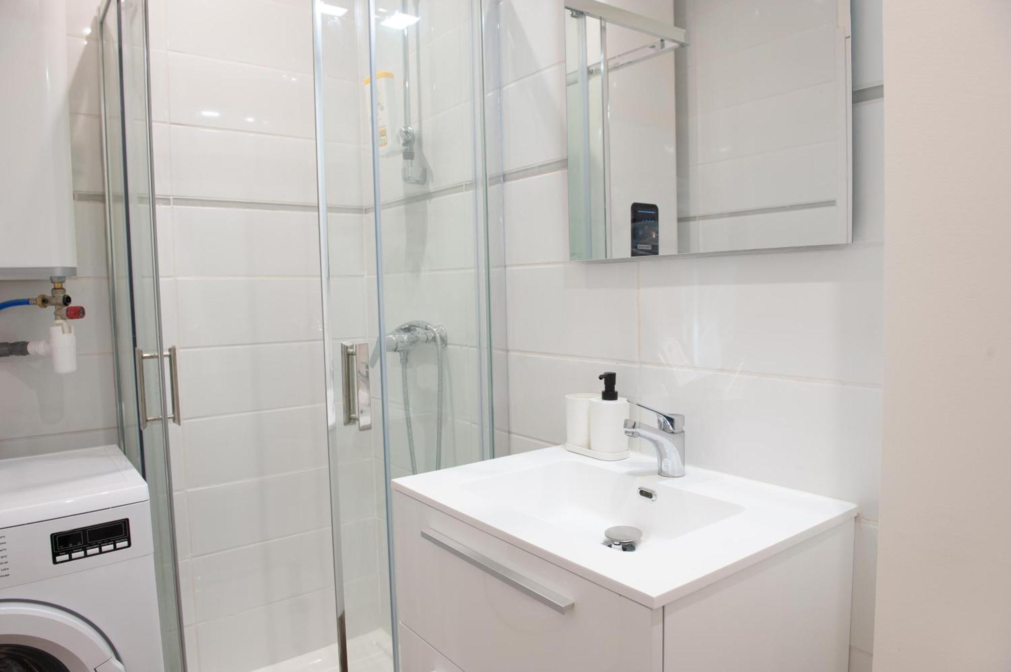 Immeuble De 3 Appartements Avec Cour Interieure Брест Стая снимка