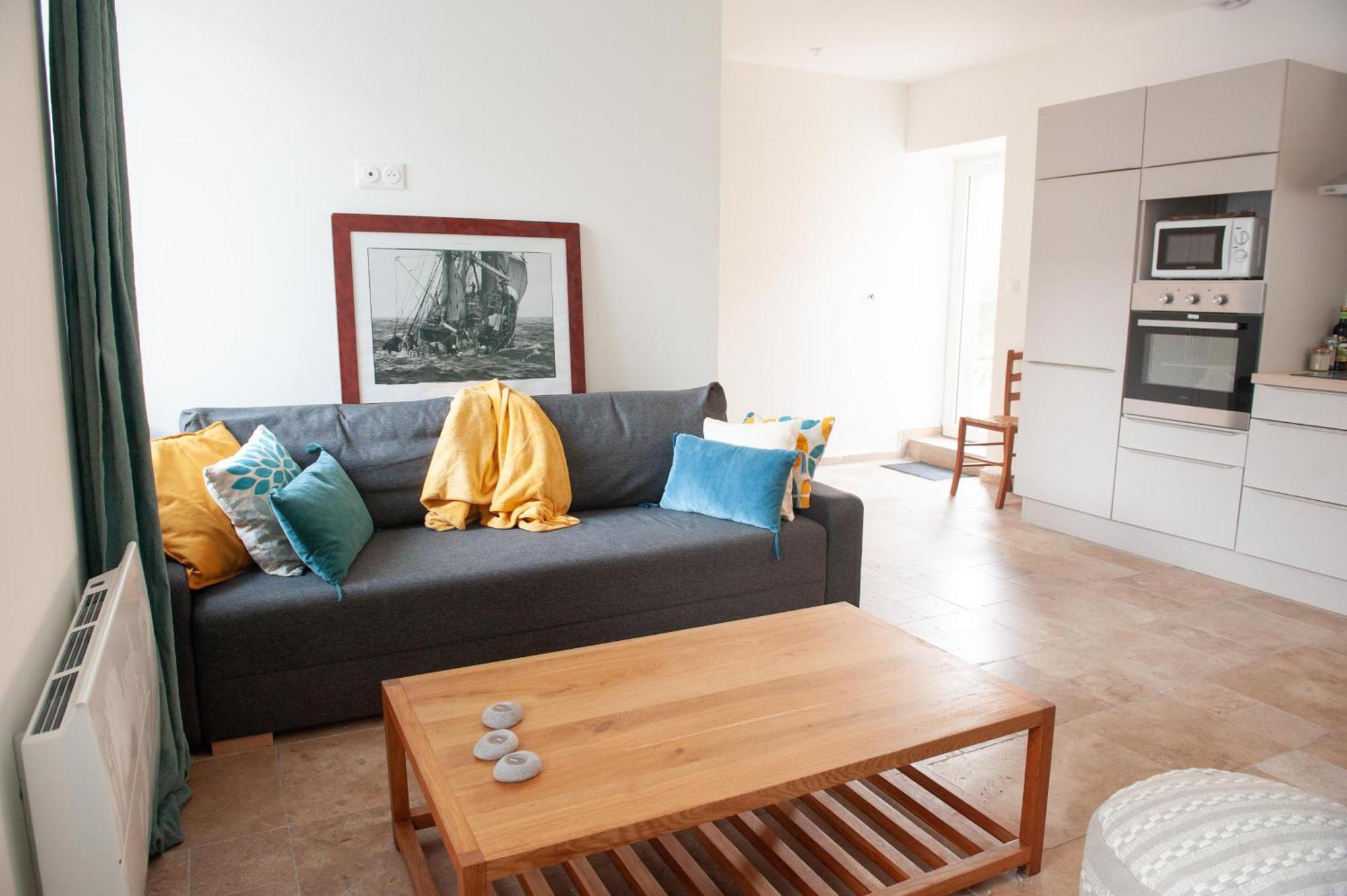 Immeuble De 3 Appartements Avec Cour Interieure Брест Екстериор снимка
